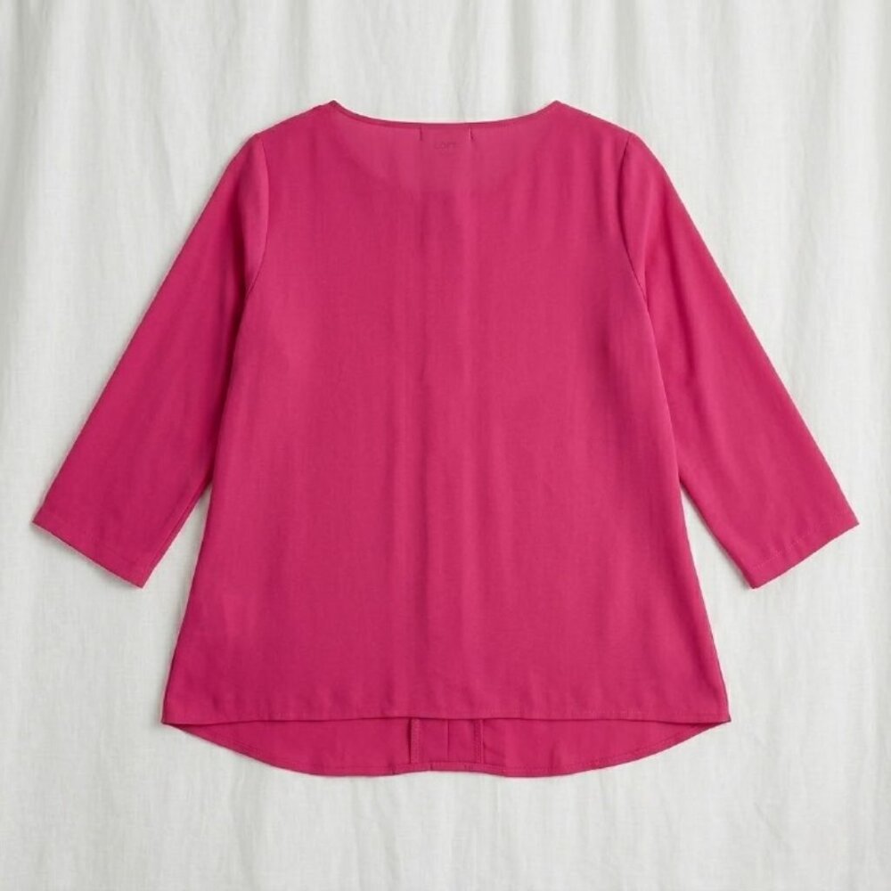 NWT Loft Pleated Magenta Workwear Blouse Women Size L - Picture 9 of 14
